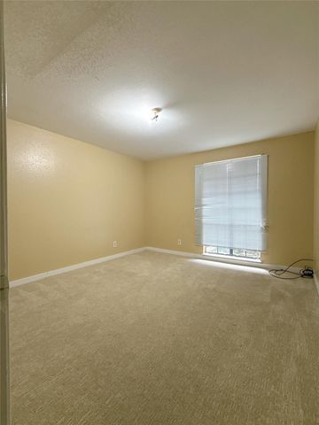 12500 Sandpiper Drive 193, Houston, TX 77035