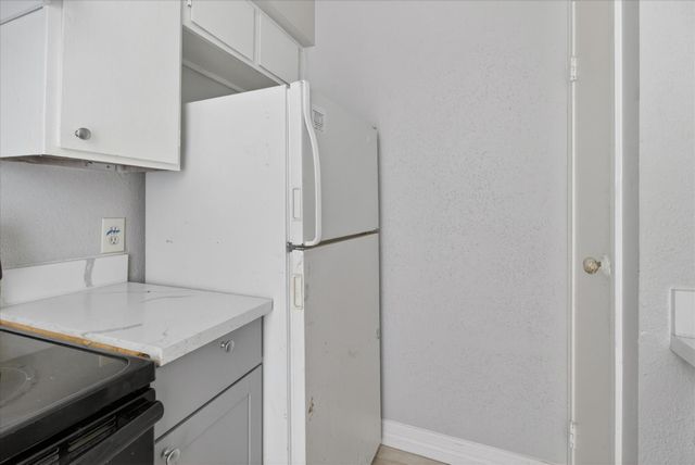 12500 Sandpiper Drive 193, Houston, TX 77035