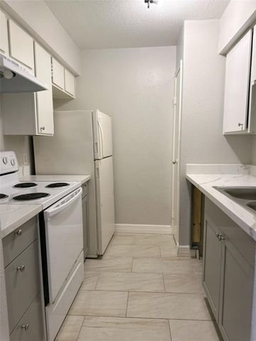 12500 Sandpiper Drive 193, Houston, TX 77035