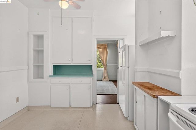 617 Boulevard Way, Oakland, CA 94610