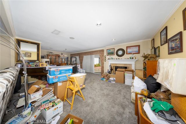 5553 Peacock Lane, Riverside, CA 92505