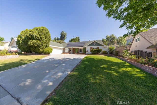 5553 Peacock Lane, Riverside, CA 92505