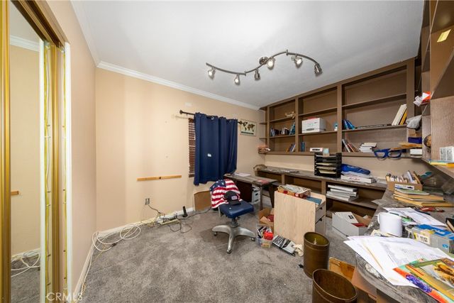 5553 Peacock Lane, Riverside, CA 92505