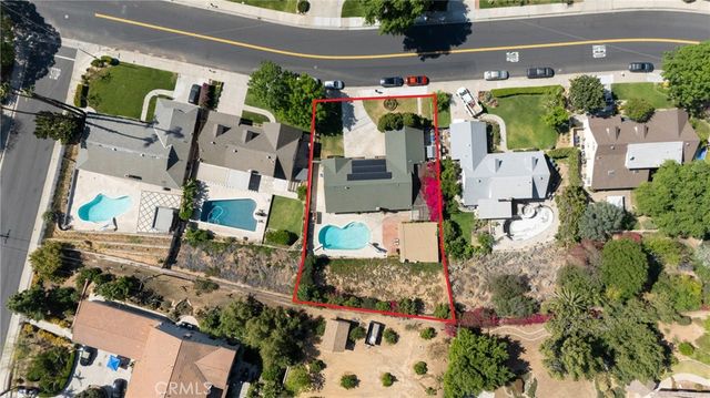 5553 Peacock Lane, Riverside, CA 92505