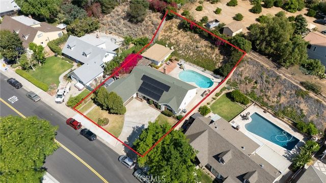 5553 Peacock Lane, Riverside, CA 92505