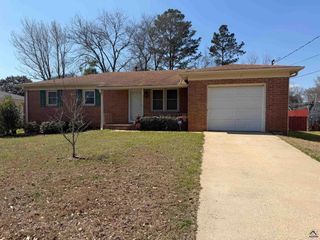 114 Windsor Drive, Warner Robins, GA 31088