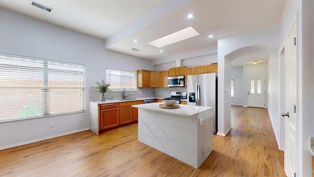5527 Costa Uerde Road NW, Albuquerque, NM 87120