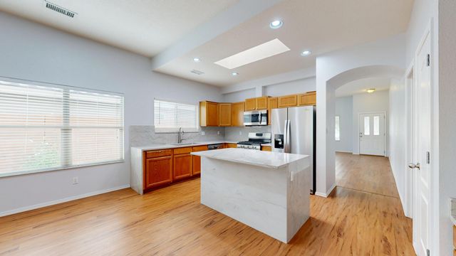5527 Costa Uerde Road NW, Albuquerque, NM 87120