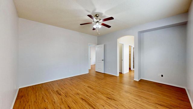 5527 Costa Uerde Road NW, Albuquerque, NM 87120