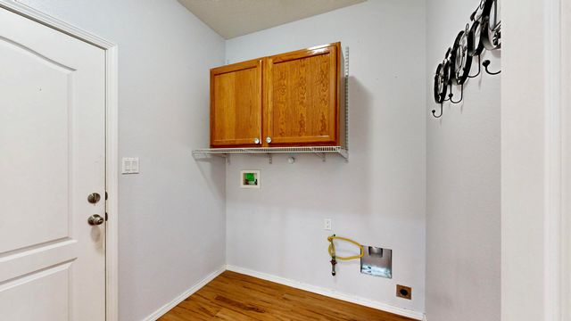 5527 Costa Uerde Road NW, Albuquerque, NM 87120