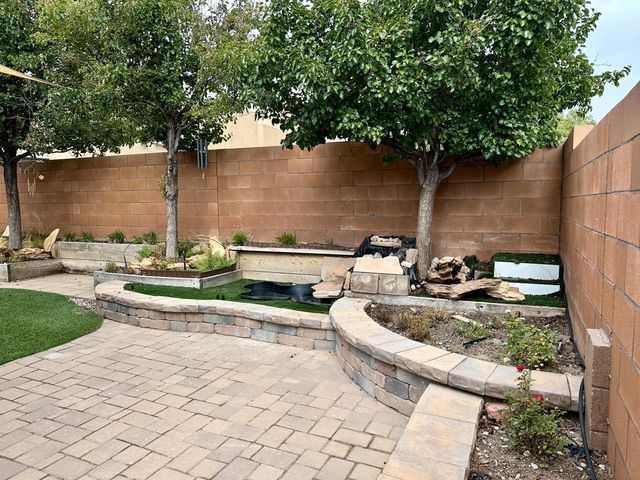 5527 Costa Uerde Road NW, Albuquerque, NM 87120