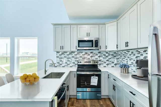 4829 Bluewater, Freeport, TX 77541