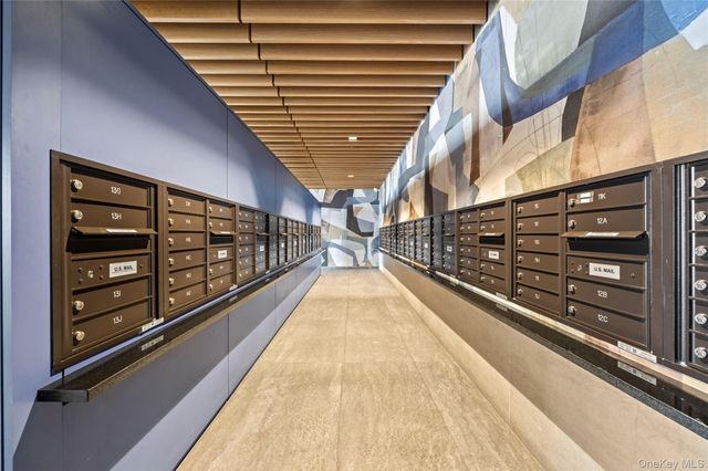 131-02A 40th Road 9H, Flushing, NY 11354