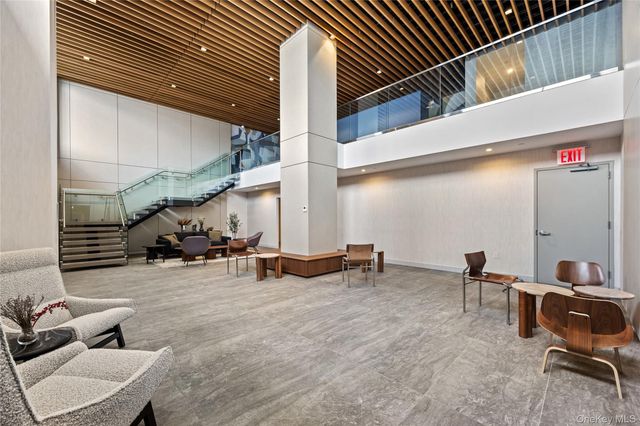 131-02A 40th Road 9H, Flushing, NY 11354