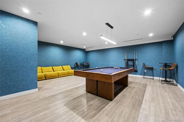 131-02A 40th Road 9H, Flushing, NY 11354