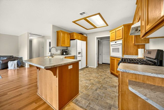 1708 Leonard Road, Grants Pass, OR 97527