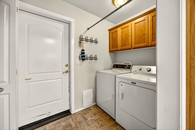 1708 Leonard Road, Grants Pass, OR 97527