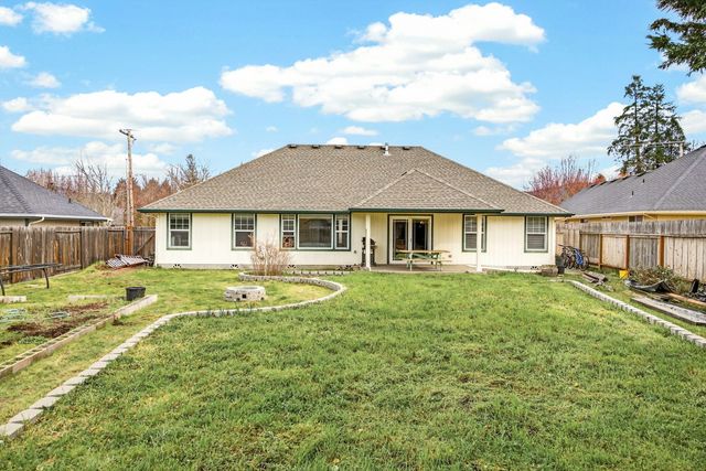 1708 Leonard Road, Grants Pass, OR 97527