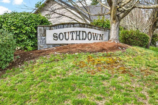 1708 Leonard Road, Grants Pass, OR 97527