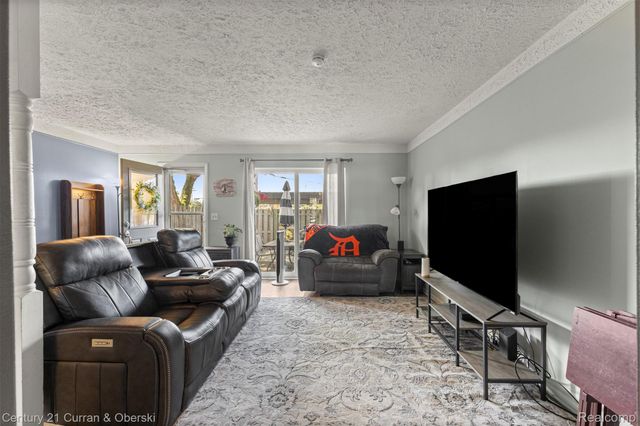 31083 Hoover Road 12, Warren, MI 48093