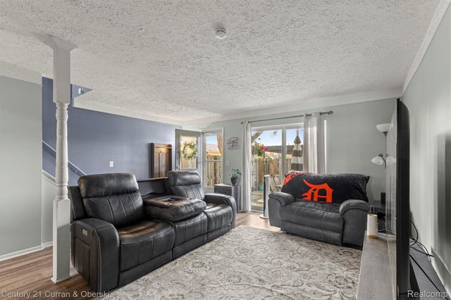31083 Hoover Road 12, Warren, MI 48093