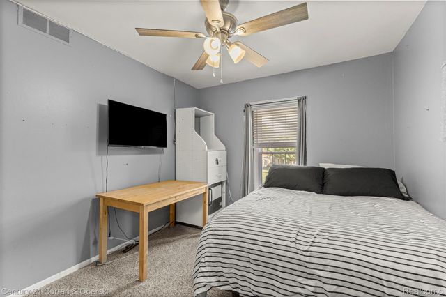 31083 Hoover Road 12, Warren, MI 48093