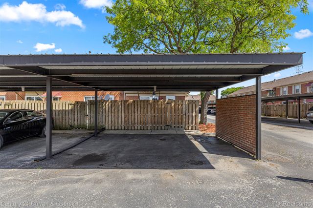 31083 Hoover Road 12, Warren, MI 48093