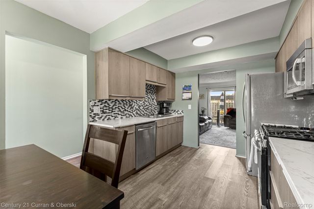 31083 Hoover Road 12, Warren, MI 48093