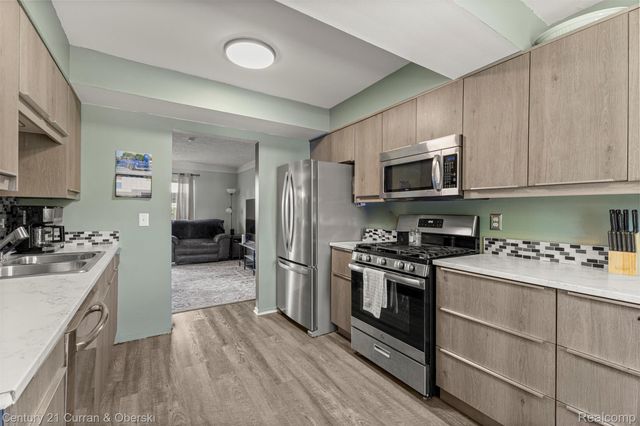 31083 Hoover Road 12, Warren, MI 48093