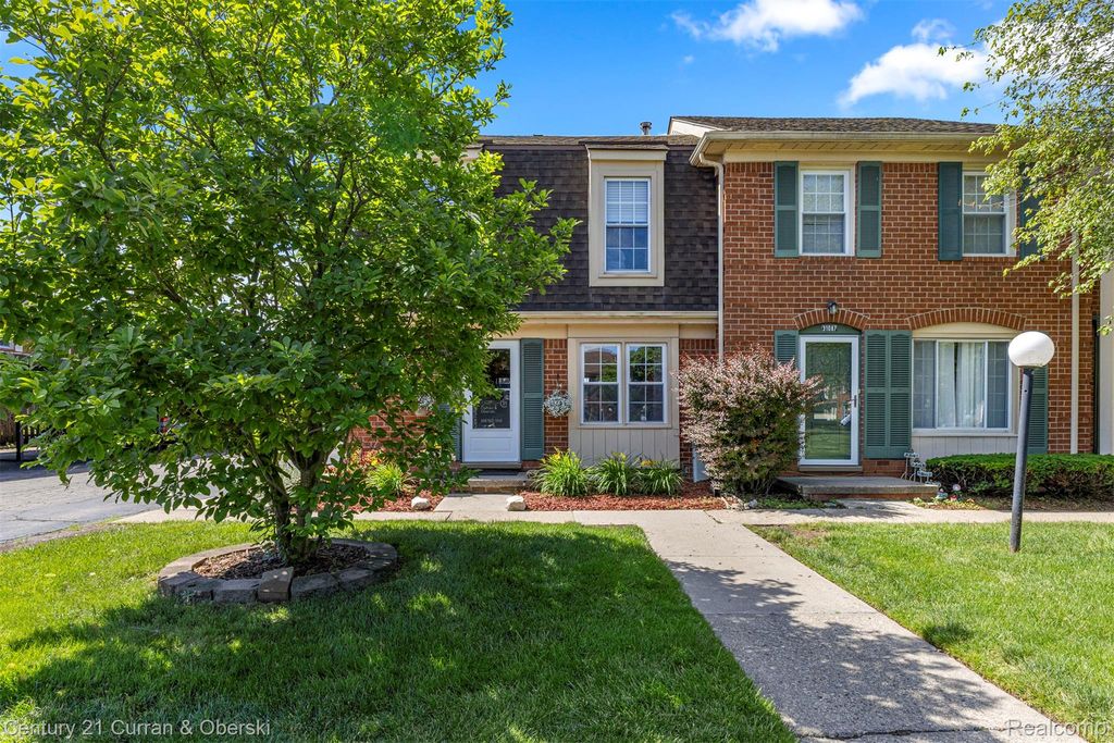 31083 Hoover Road 12, Warren, MI 48093