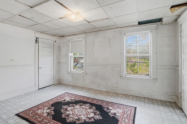 79 Central St, Auburn, MA 01501