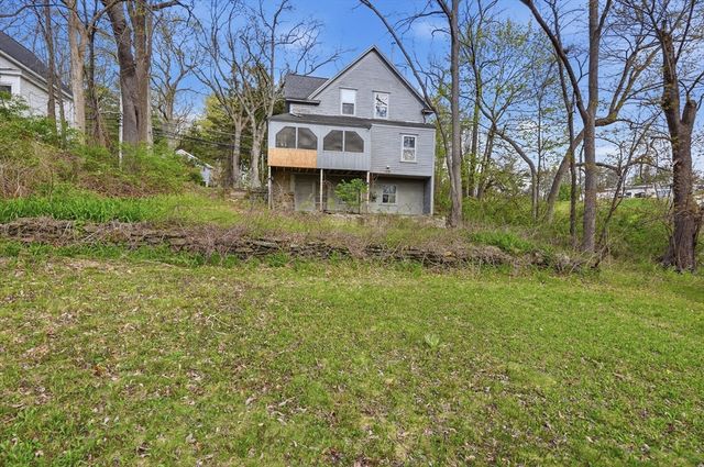 79 Central St, Auburn, MA 01501