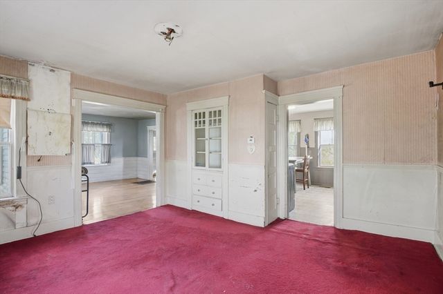 79 Central St, Auburn, MA 01501