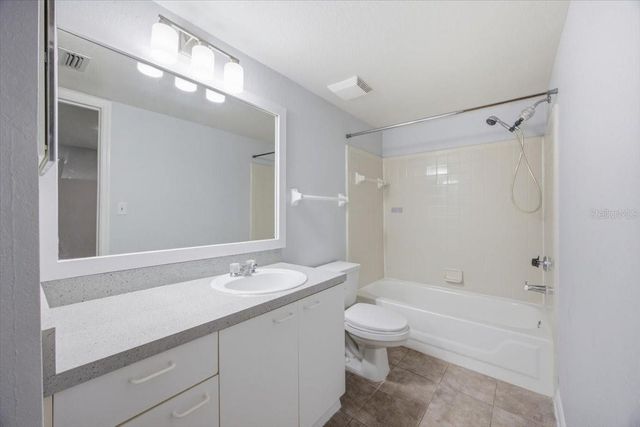1610 COLUMBIA ARMS CIRCLE 131, Kissimmee, FL 34741