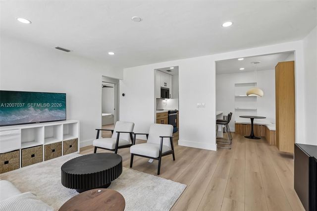 6595 SW 31st Street, Miami, FL 33155
