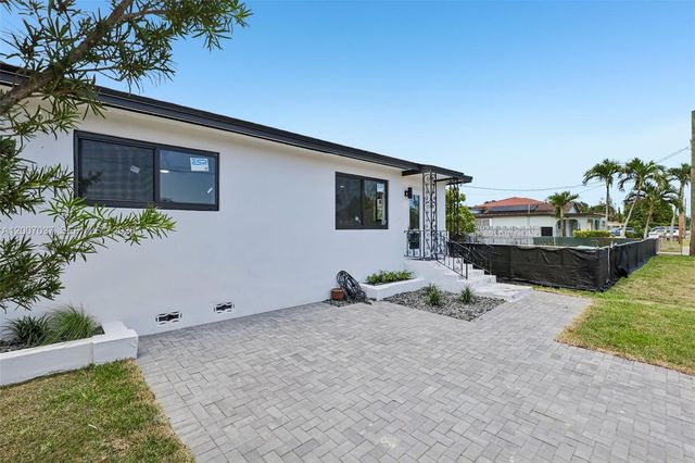 6595 SW 31st Street, Miami, FL 33155
