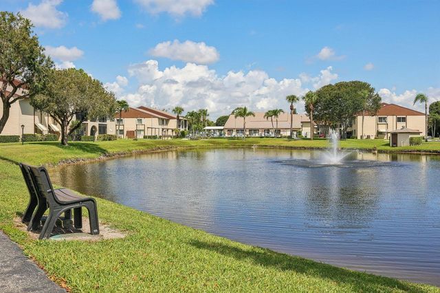 5773 La Paseos Drive D-2, Greenacres, FL 33463