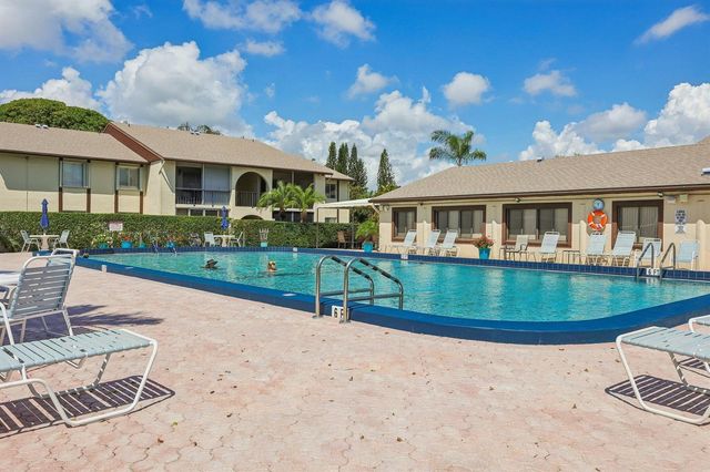 5773 La Paseos Drive D-2, Greenacres, FL 33463