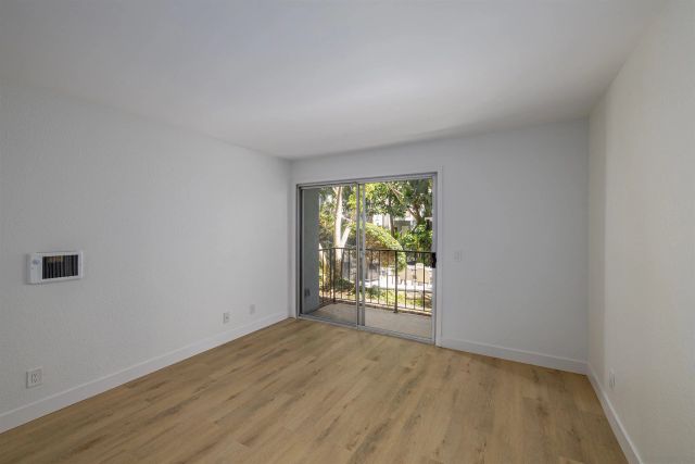 3020 Cowley Way 104, San Diego, CA 92117