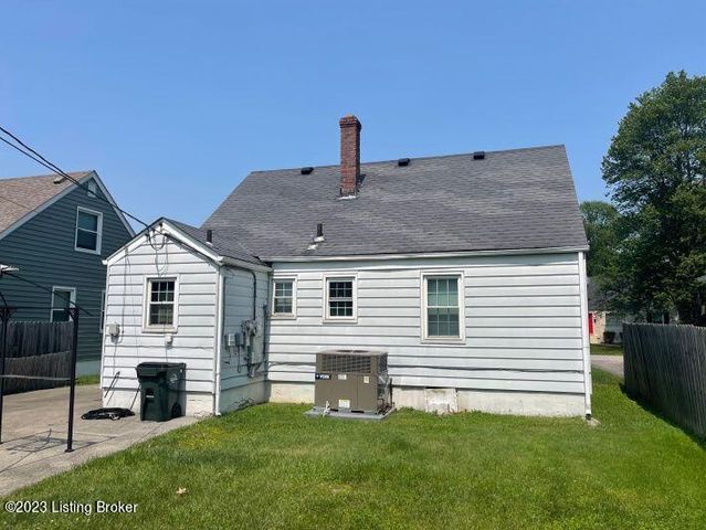 628 Harris Pl, Louisville, KY 40222