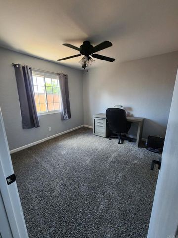 11815 Elkins, San Diego, CA 92126