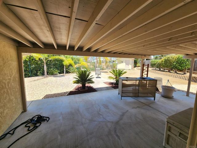 11815 Elkins, San Diego, CA 92126