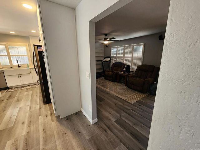 11815 Elkins, San Diego, CA 92126