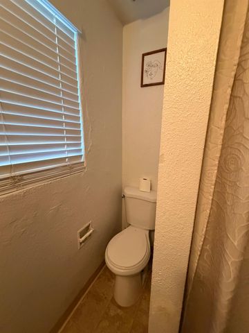 205 Cloverdale Ave, Modesto, CA 95354