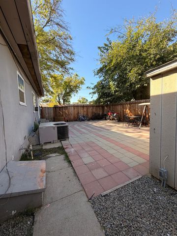 205 Cloverdale Ave, Modesto, CA 95354