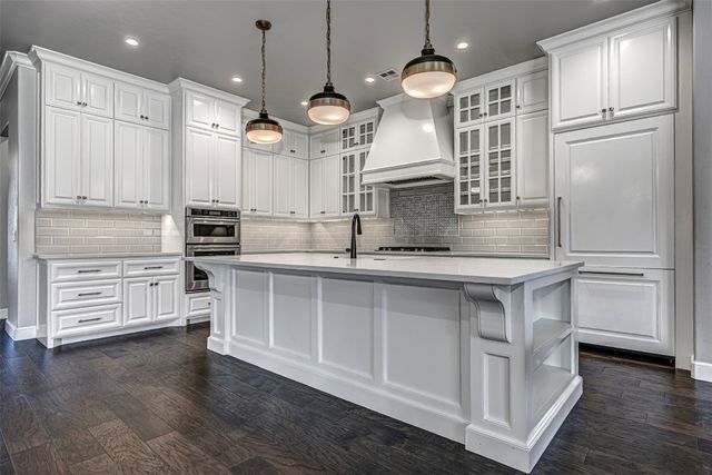 6216 Hazeltine Drive, Edmond, OK 73025