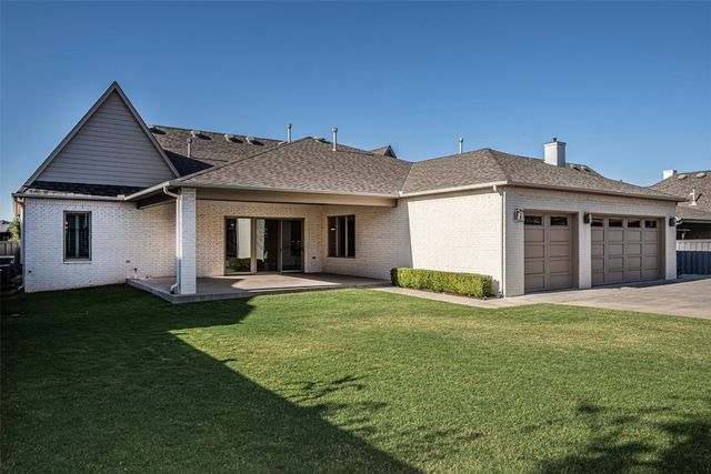 6216 Hazeltine Drive, Edmond, OK 73025