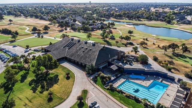 6216 Hazeltine Drive, Edmond, OK 73025