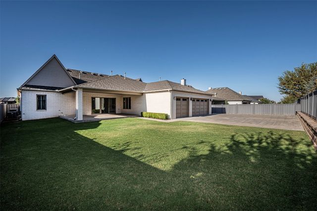 6216 Hazeltine Drive, Edmond, OK 73025
