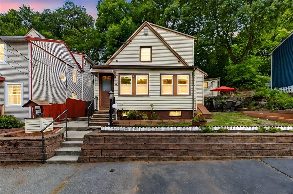 60 Haines St, Medford, MA 02155